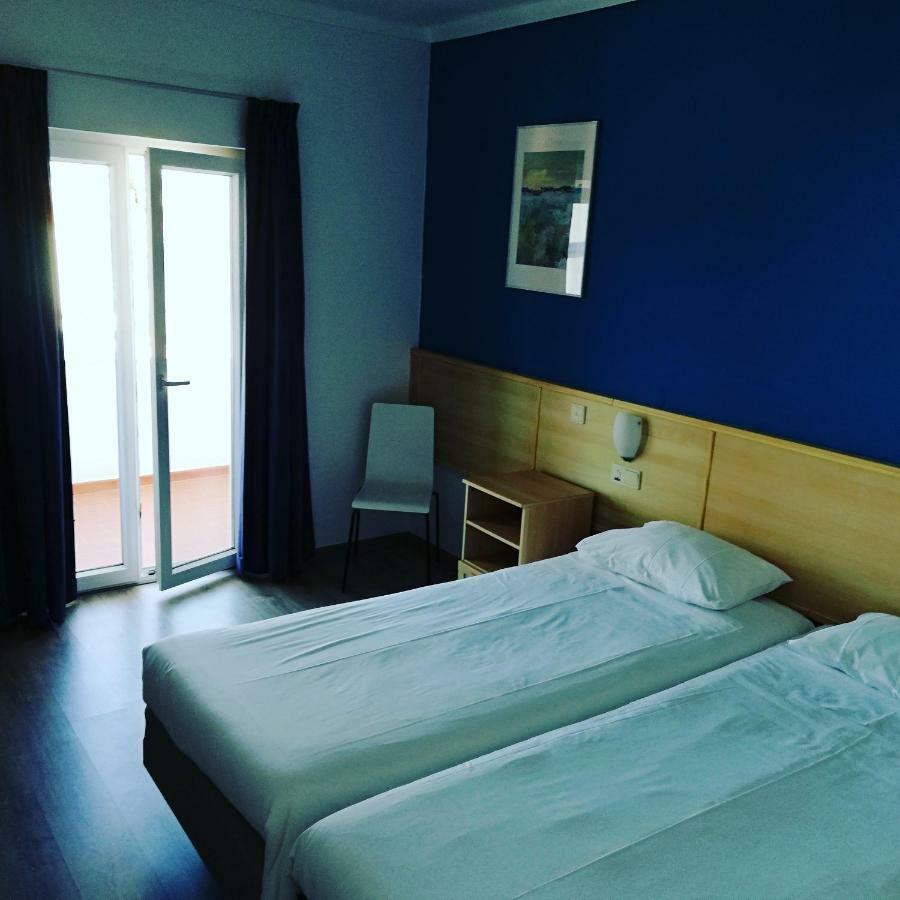 Hotel Eira Da Pedra วิลานอวา ดิ มิลฟงติส ภายนอก รูปภาพ
